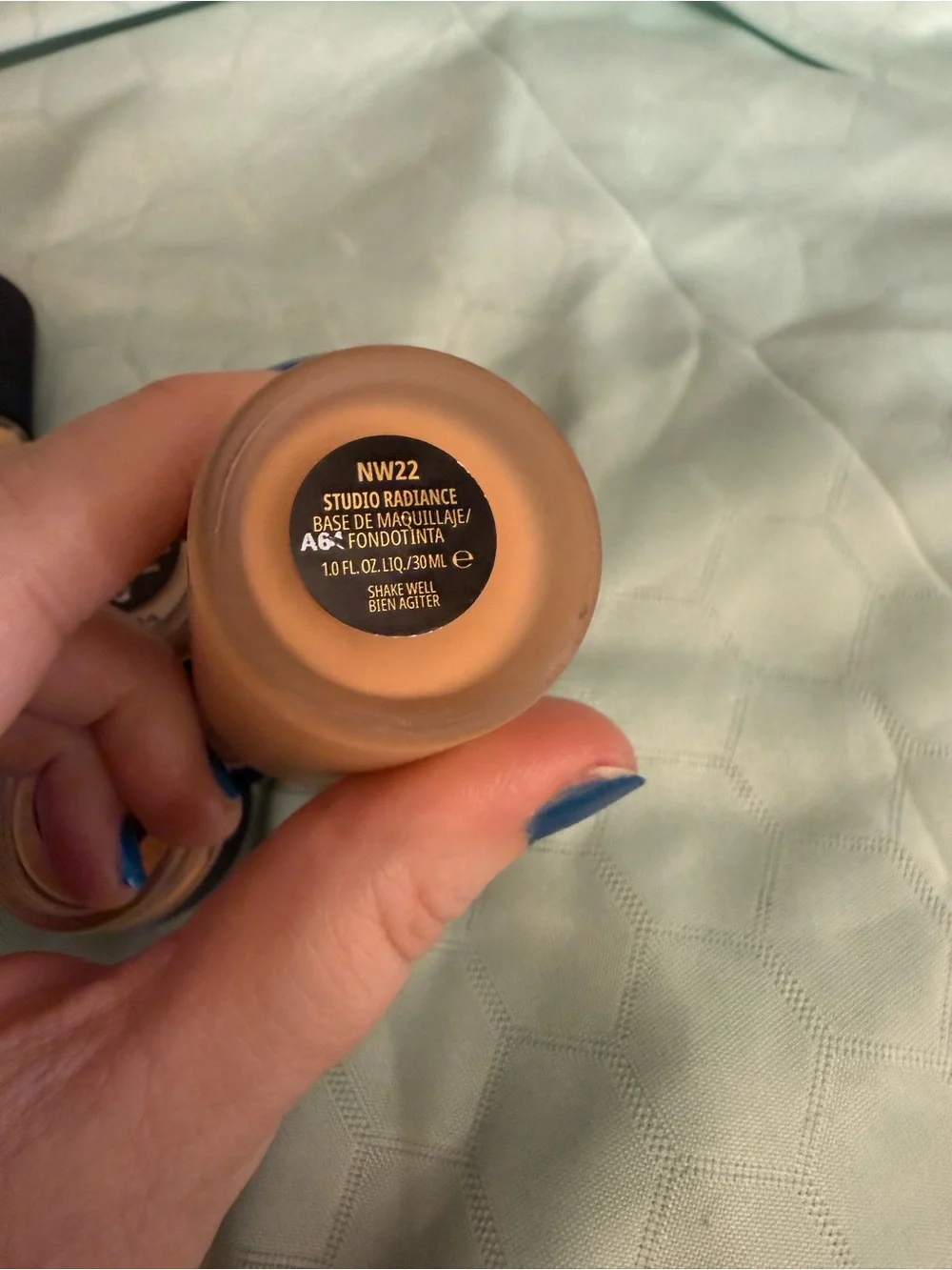 MAC and Bare Minerals foundation bundle
